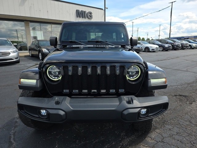 Used 2020 Jeep Wrangler Unlimited Sahara image 9