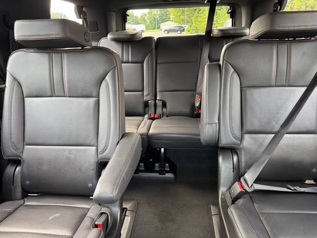 Used 2021 Chevrolet Tahoe RST w/ Luxury Package AWD/4WD image 16
