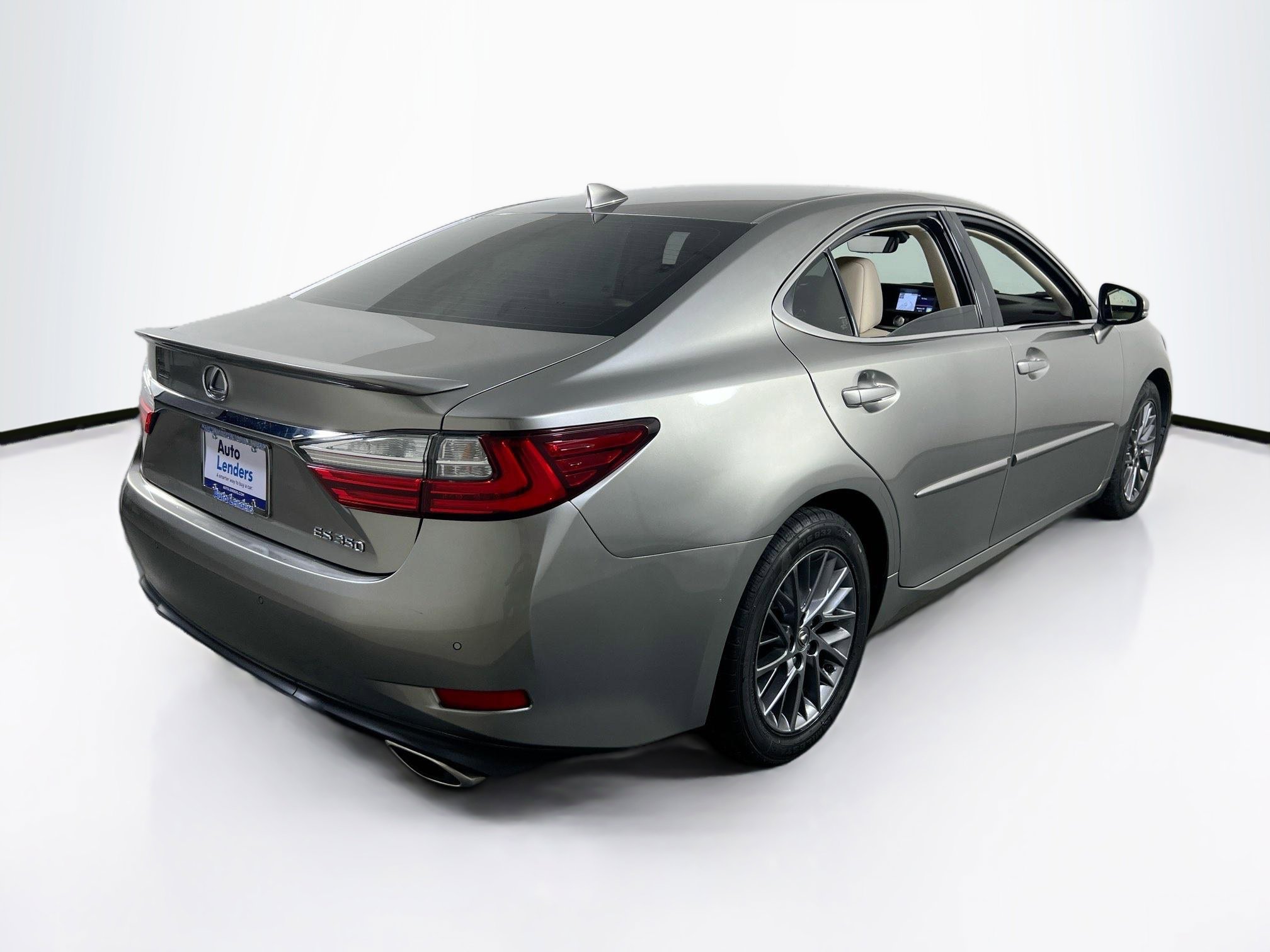 Used 2018 Lexus ES 350 w/ Navigation System Package FWD image 5
