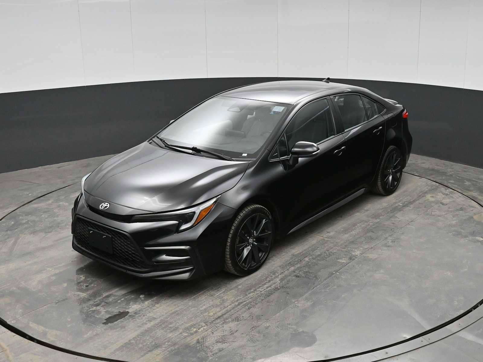 Used 2024 Toyota Corolla SE image 25