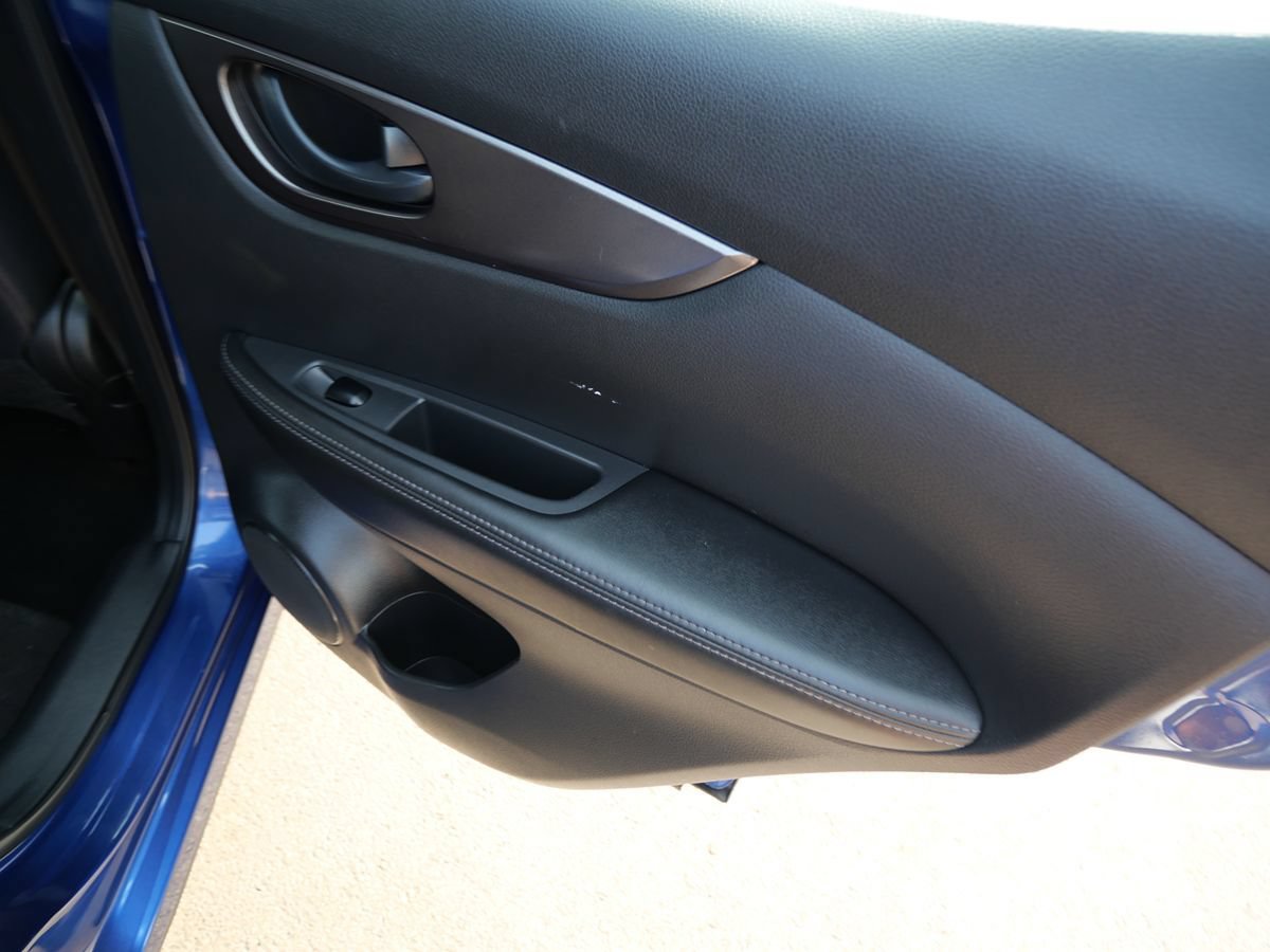 Used 2020 Nissan Rogue Sport S AWD/4WD image 23