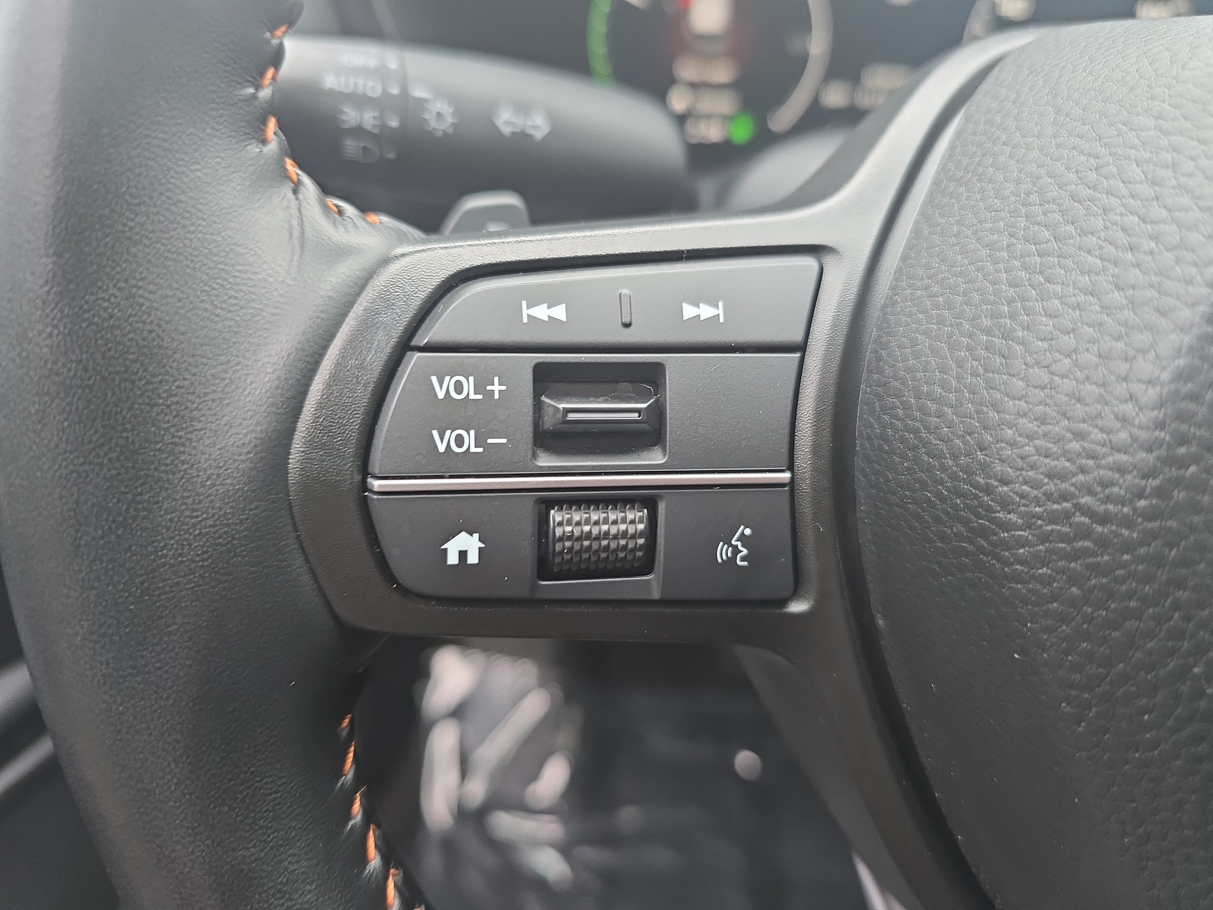 Used 2025 Honda CR-V Sport-L image 18