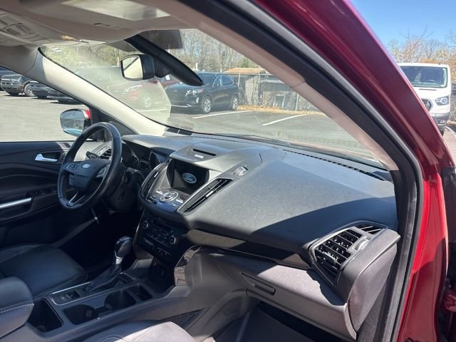 Used 2017 Ford Escape Titanium image 10