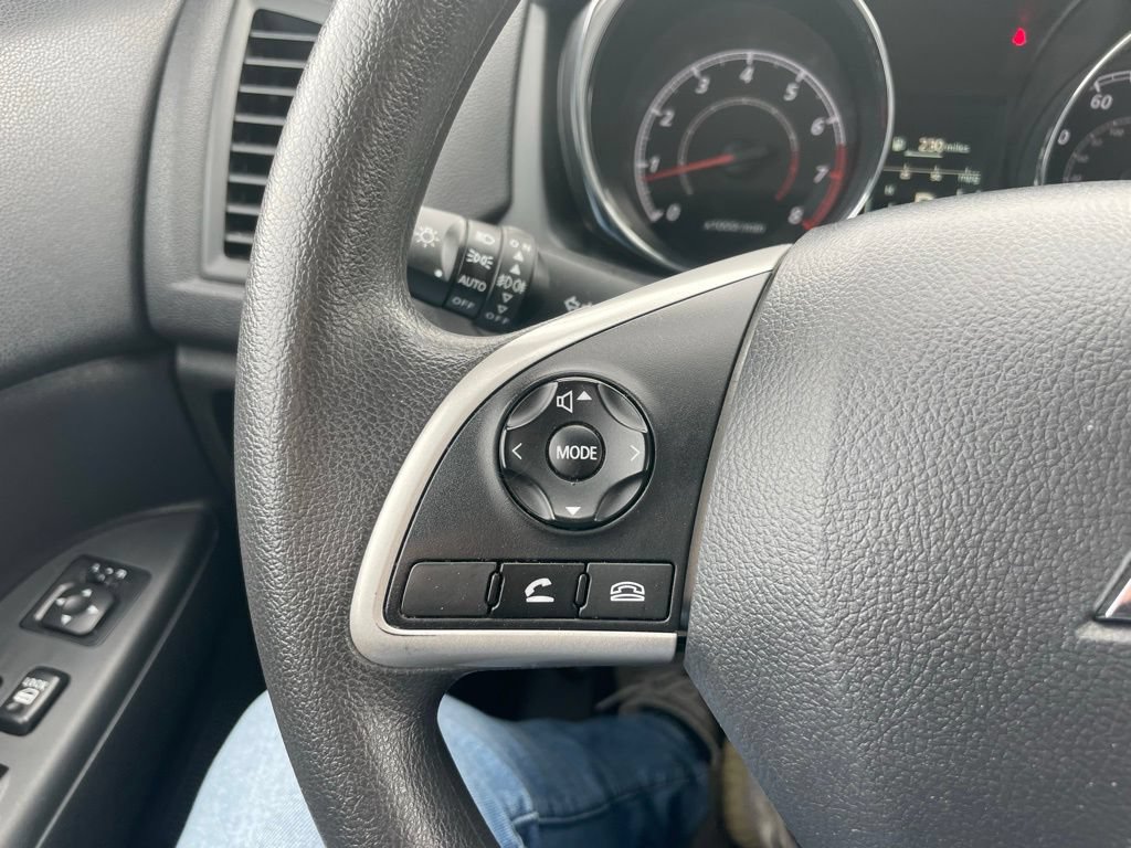 Used 2024 Mitsubishi Outlander Sport ES AWD/4WD image 18