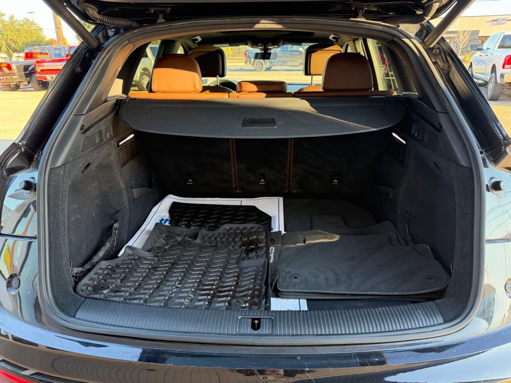 Used 2018 Audi Q5 2.0T Premium Plus w/ Premium Plus Package image 7