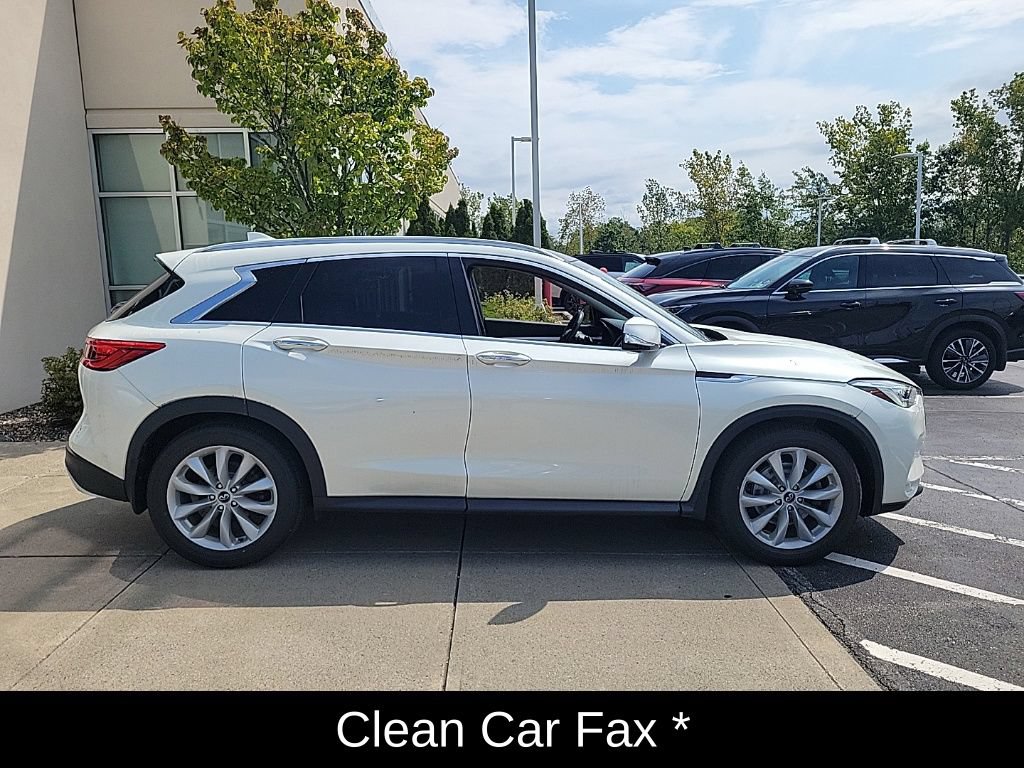 Used 2019 INFINITI QX50 Essential w/ Premium Heat Package AWD/4WD image 2