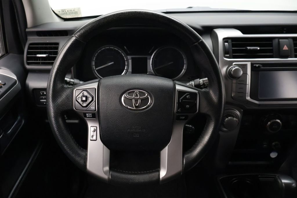 Used 2015 Toyota 4Runner SR5 RWD image 23