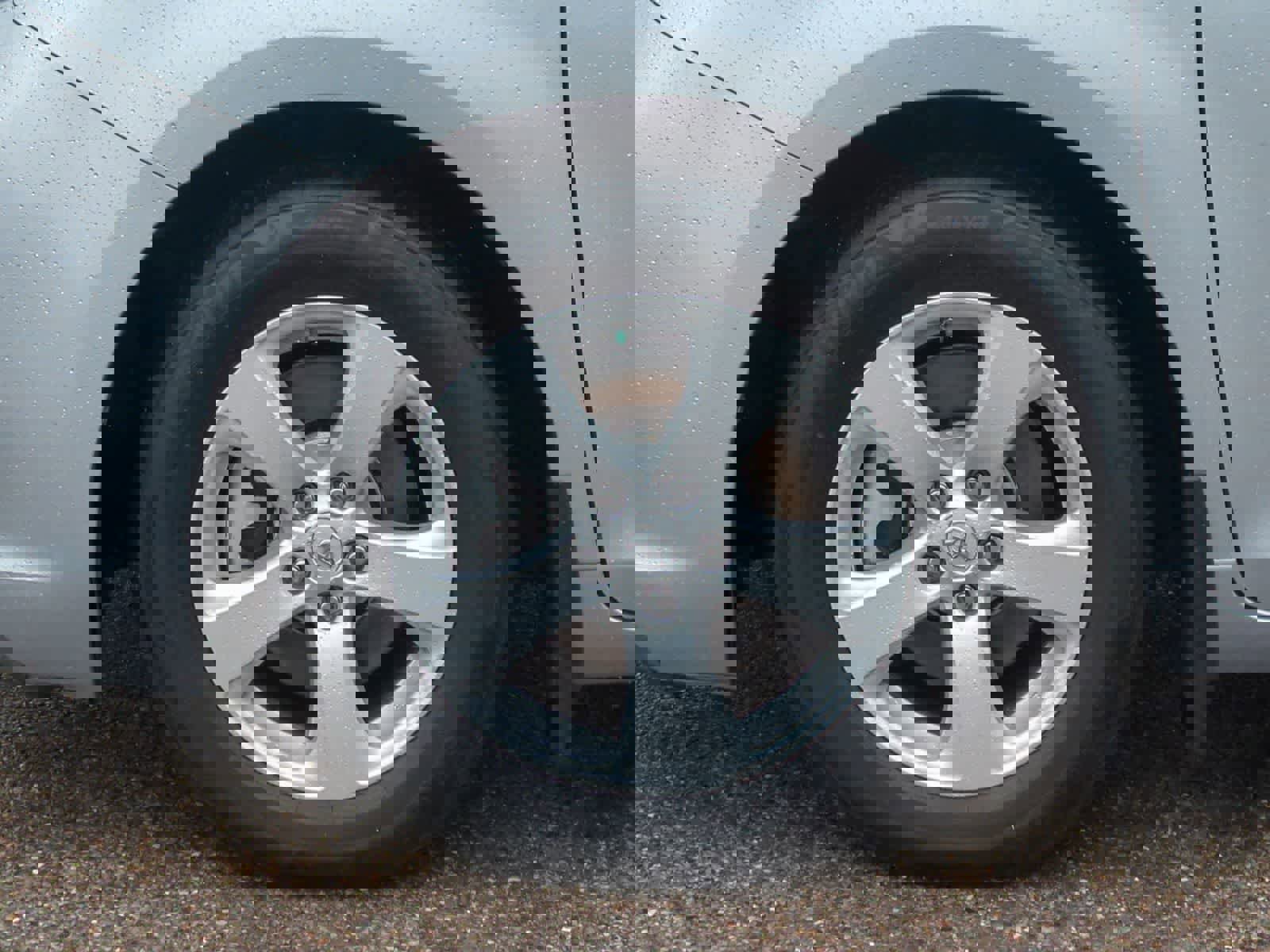 Used 2016 Toyota Sienna L image 14