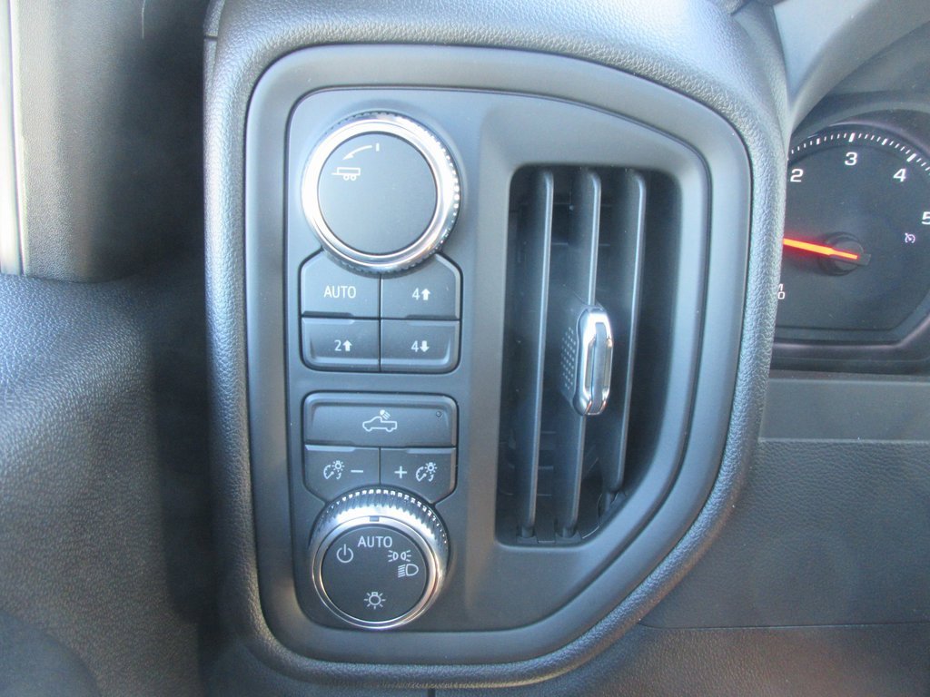 New 2026 GMC Sierra 3500 Pro w/ Convenience Package image 16