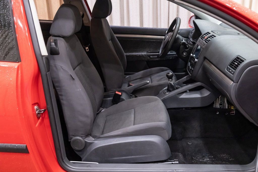 Used 2008 Volkswagen Rabbit S image 10