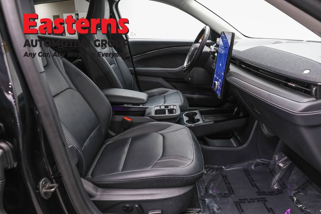 Used 2025 Ford Mustang Mach-E Premium AWD/4WD image 26