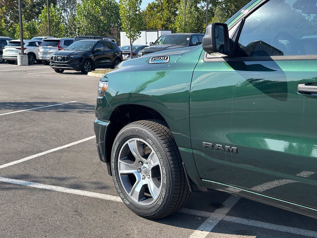 New 2026 RAM 1500 Express RWD image 38
