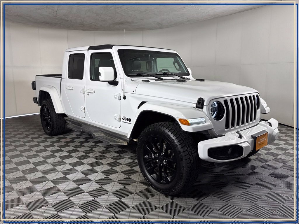 Certified 2021 Jeep Gladiator Overland AWD/4WD image 3