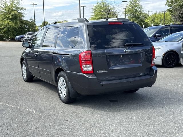 Used 2014 Kia Sedona LX FWD image 3