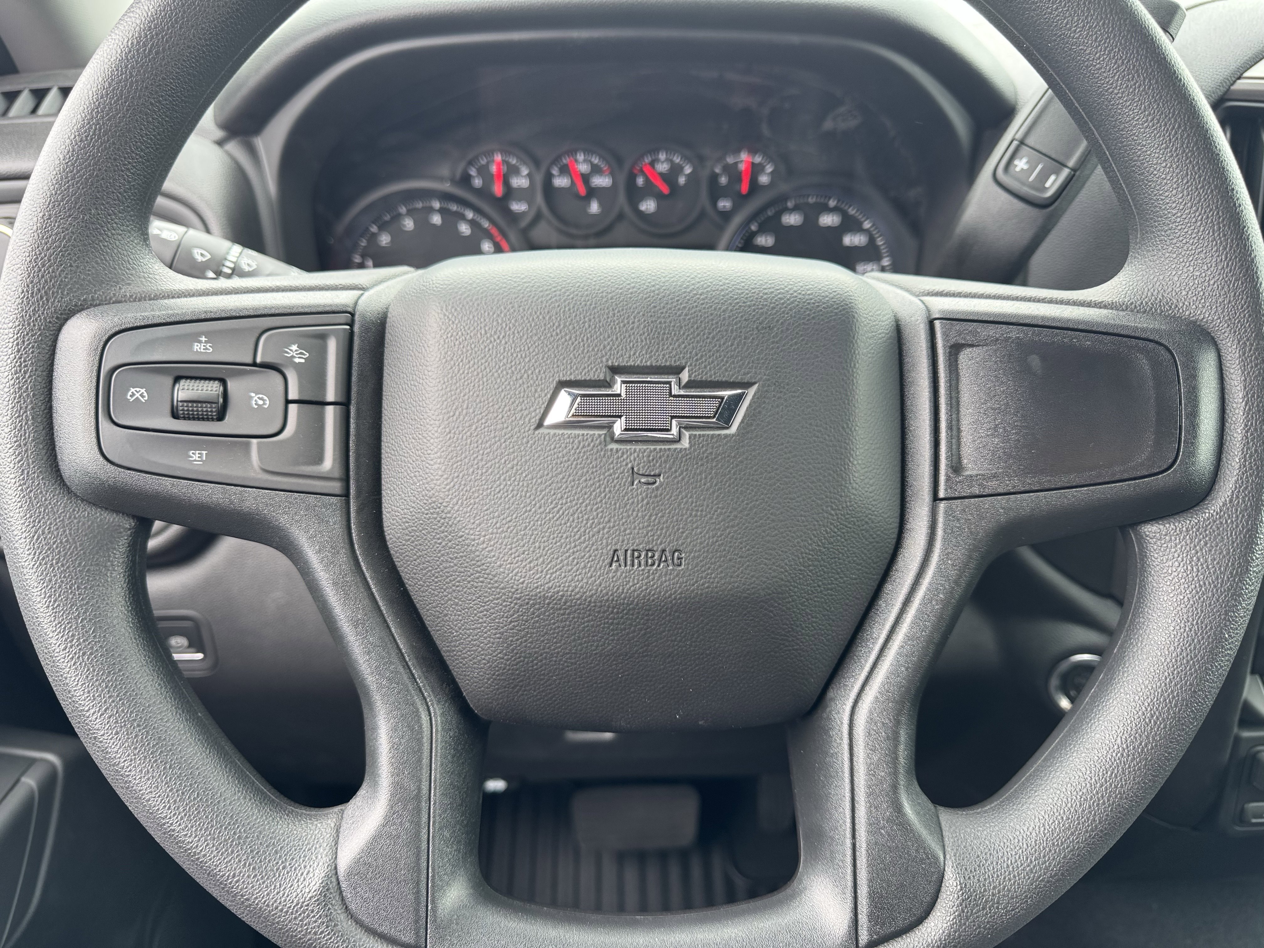 New 2026 Chevrolet Silverado 1500 Custom Trail Boss w/ LPO, Dark Essentials Package AWD/4WD image 29