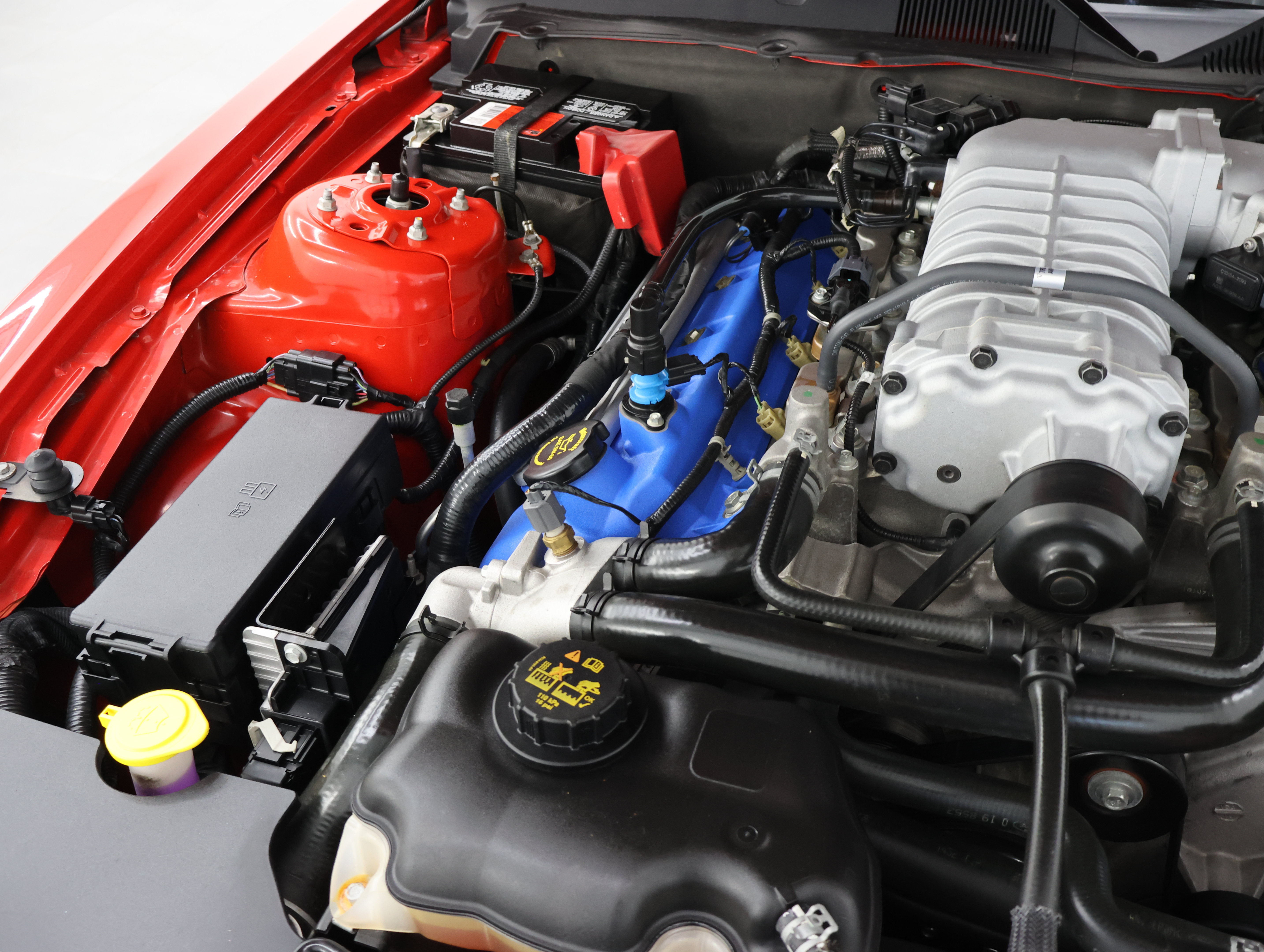Used 2011 Ford Mustang Shelby GT500 RWD image 15