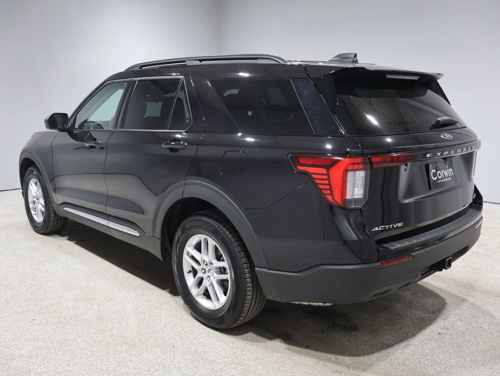Used 2025 Ford Explorer Active image 4