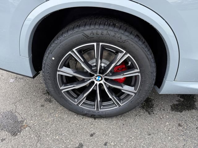 New 2026 BMW X5 xDrive40i AWD/4WD image 17