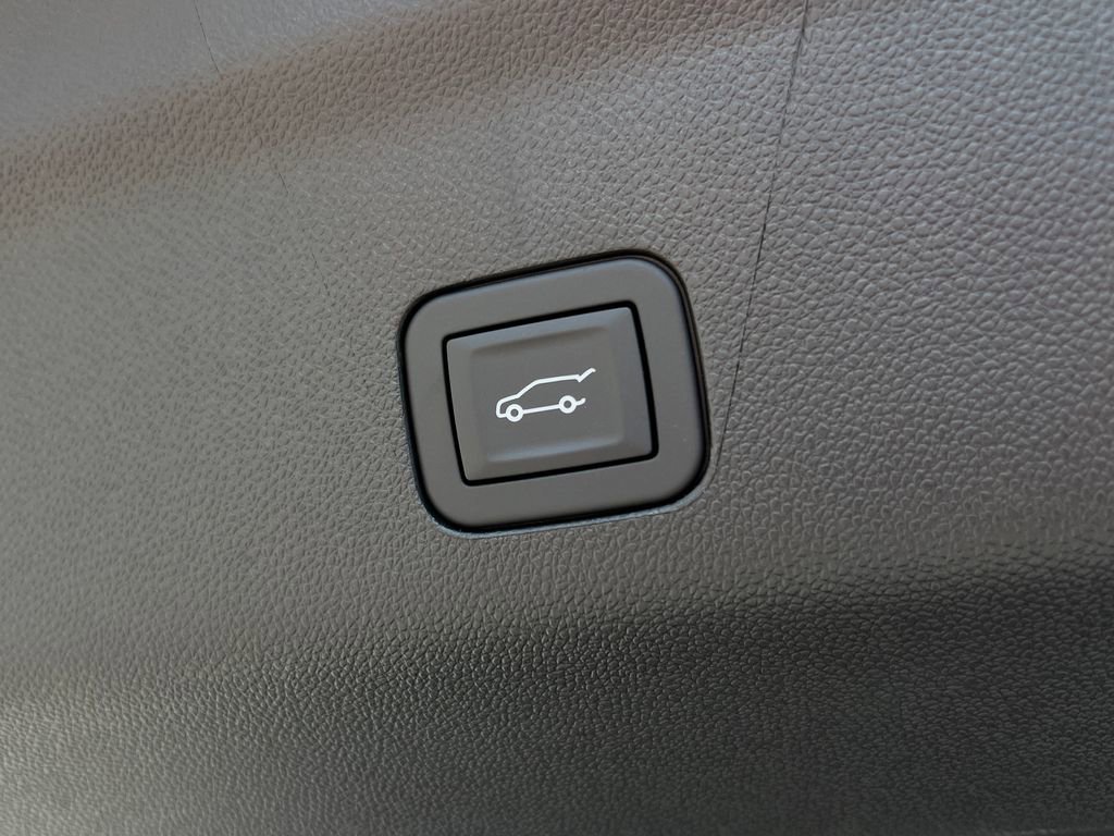 New 2026 Cadillac Escalade ESV Platinum Luxury AWD/4WD image 26