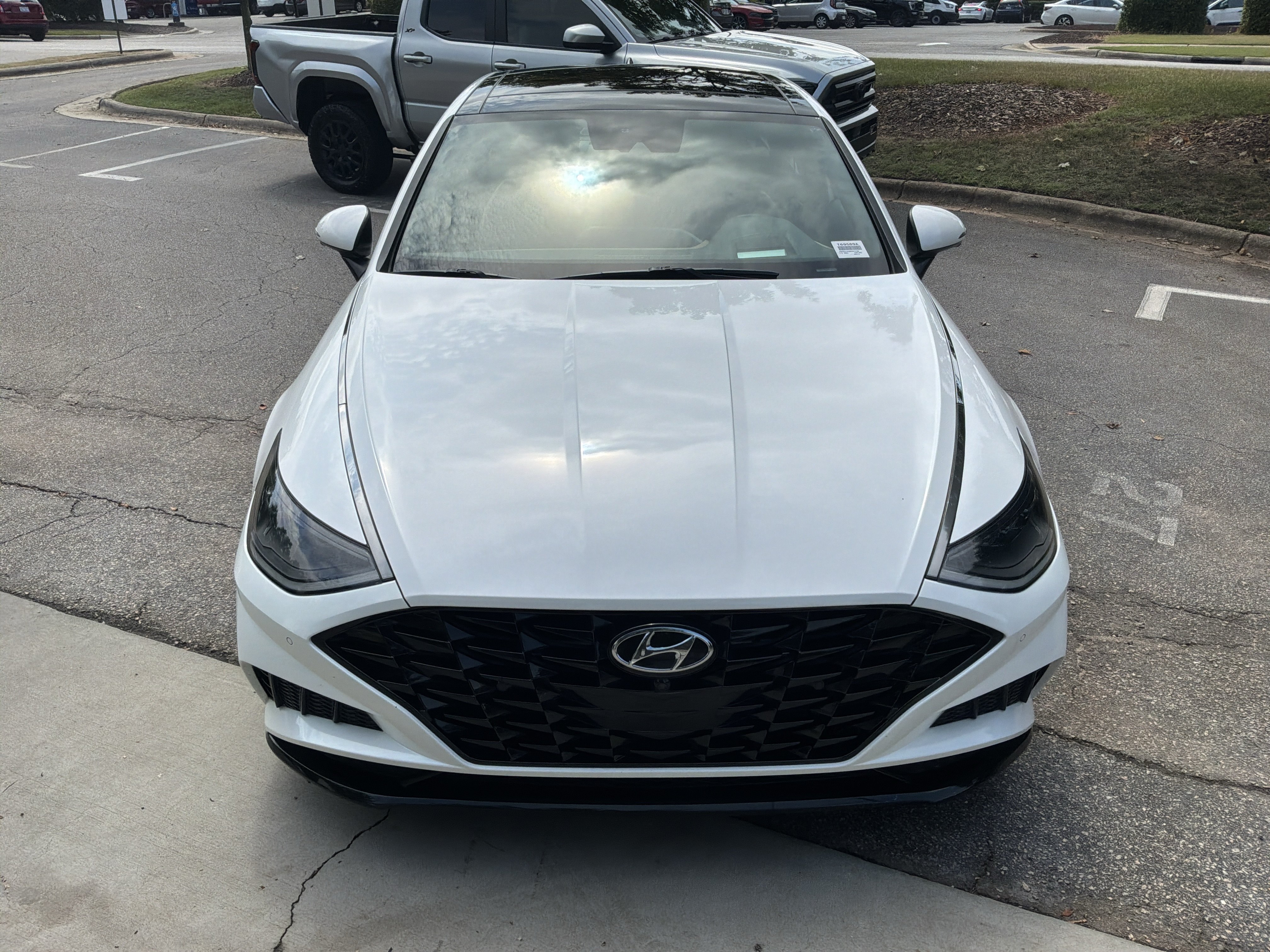 Used 2021 Hyundai Sonata Limited FWD image 3