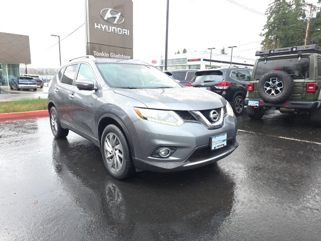 Used 2015 Nissan Rogue SL image 2