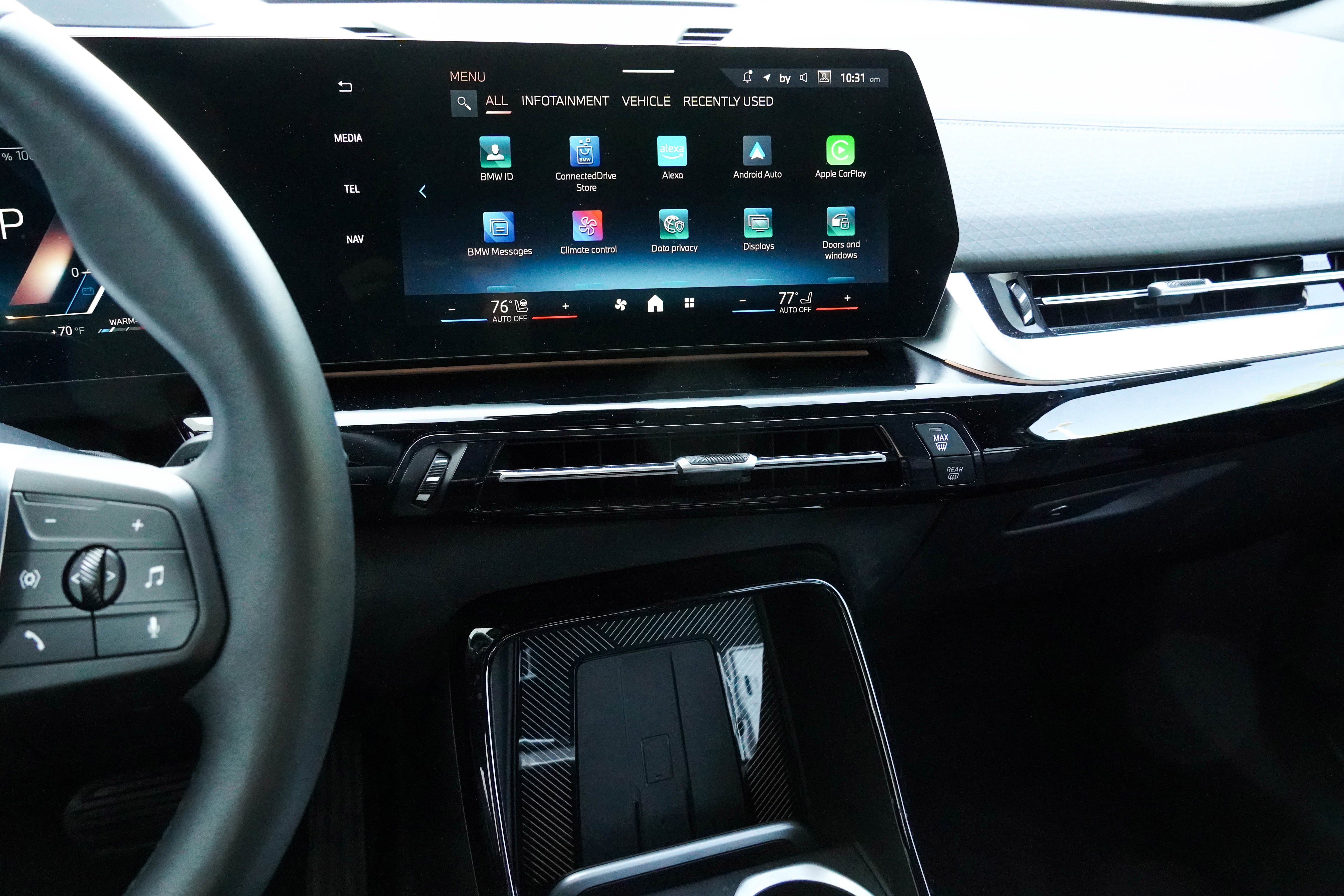 Used 2025 BMW X2 xDrive28i w/ Premium Package image 23