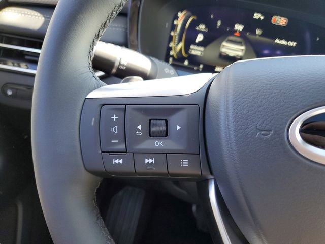 New 2026 INFINITI QX60 Luxe w/ Family Package image 22