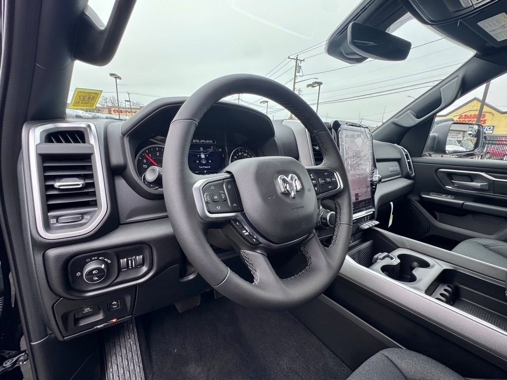 New 2026 RAM 1500 4x4 Crew Cab image 13
