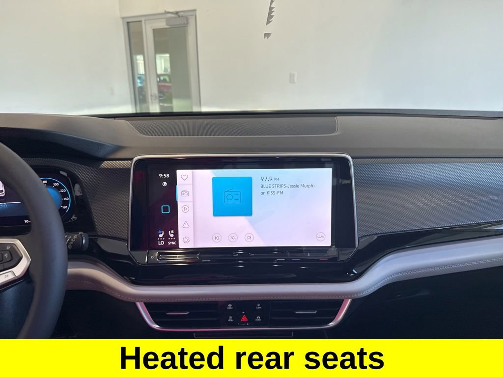 New 2026 Volkswagen Atlas Cross Sport SEL Premium R-Line image 21