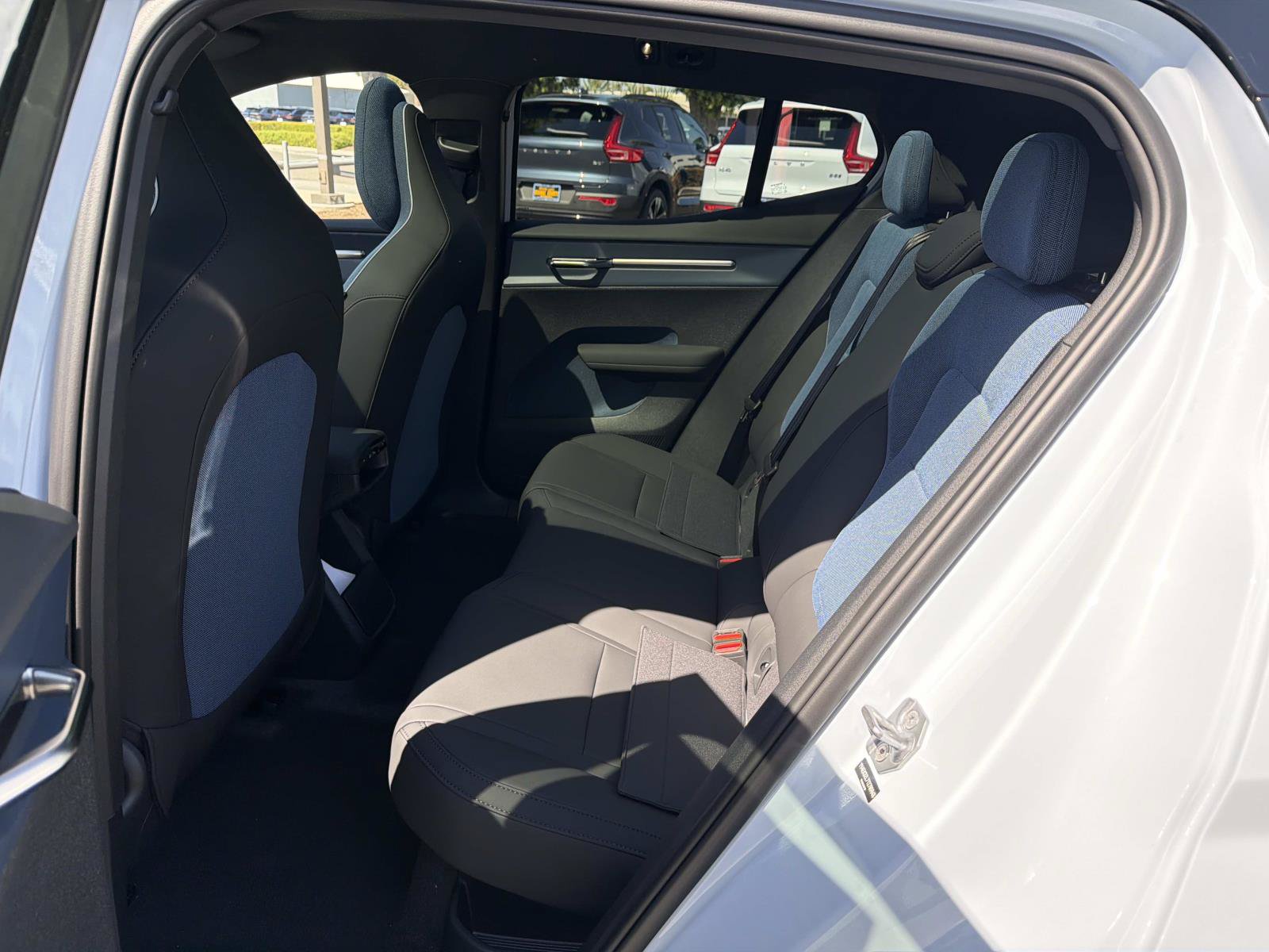 New 2026 Volvo EX30 Ultra w/ Protection Package AWD/4WD image 15