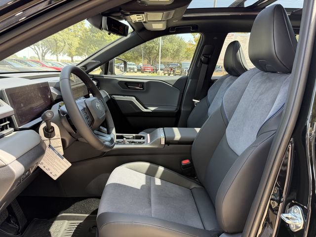 New 2026 Toyota RAV4 XSE AWD/4WD image 25