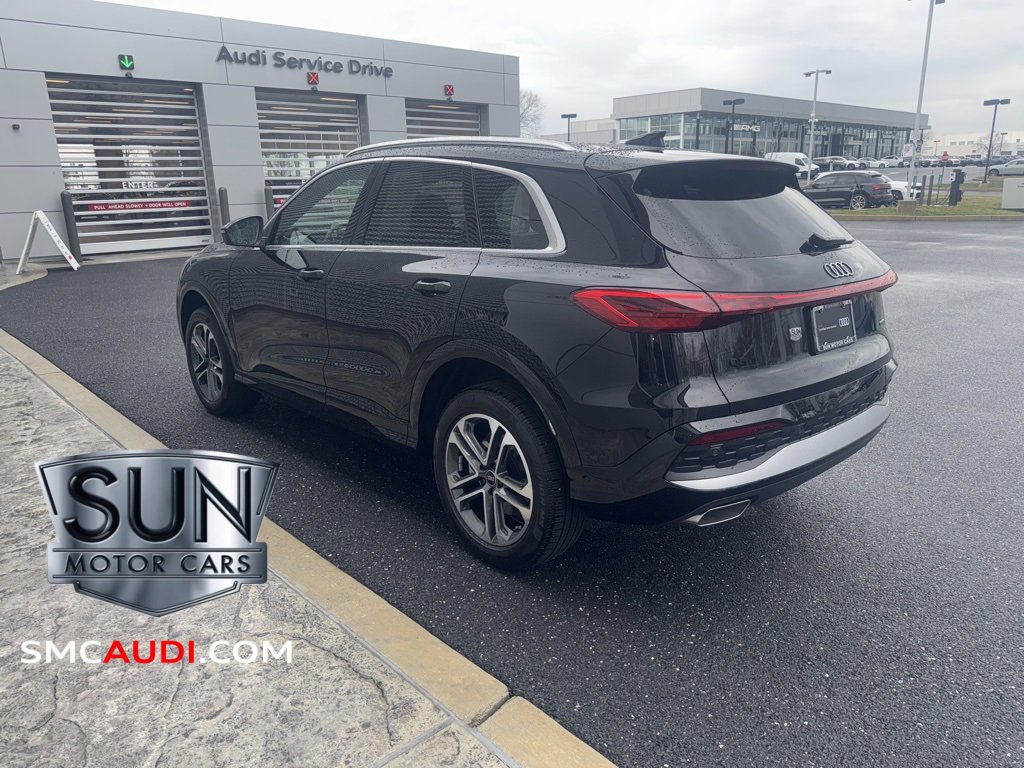 Certified 2025 Audi Q5 Premium w/ Convenience Package image 27