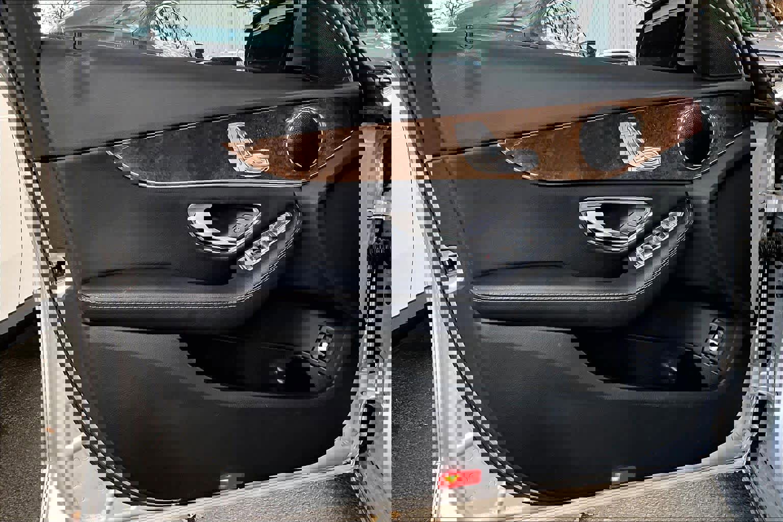 Certified 2017 Mercedes-Benz C 300 Sedan image 21