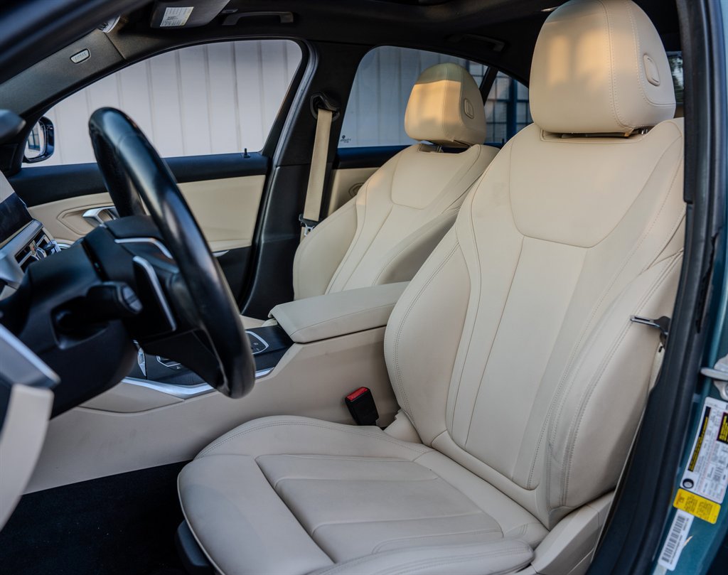 Used 2021 BMW 330i Sedan w/ Parking Assistance Package image 26