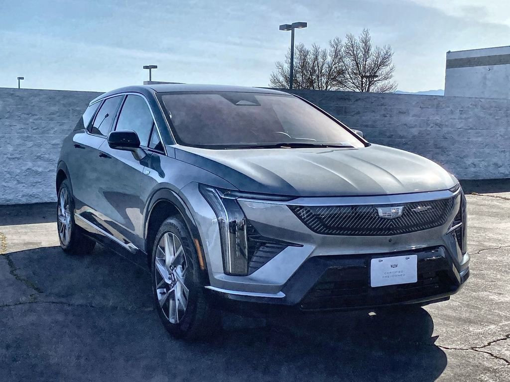 Used 2026 Cadillac Optiq Luxury 1 RWD image 39