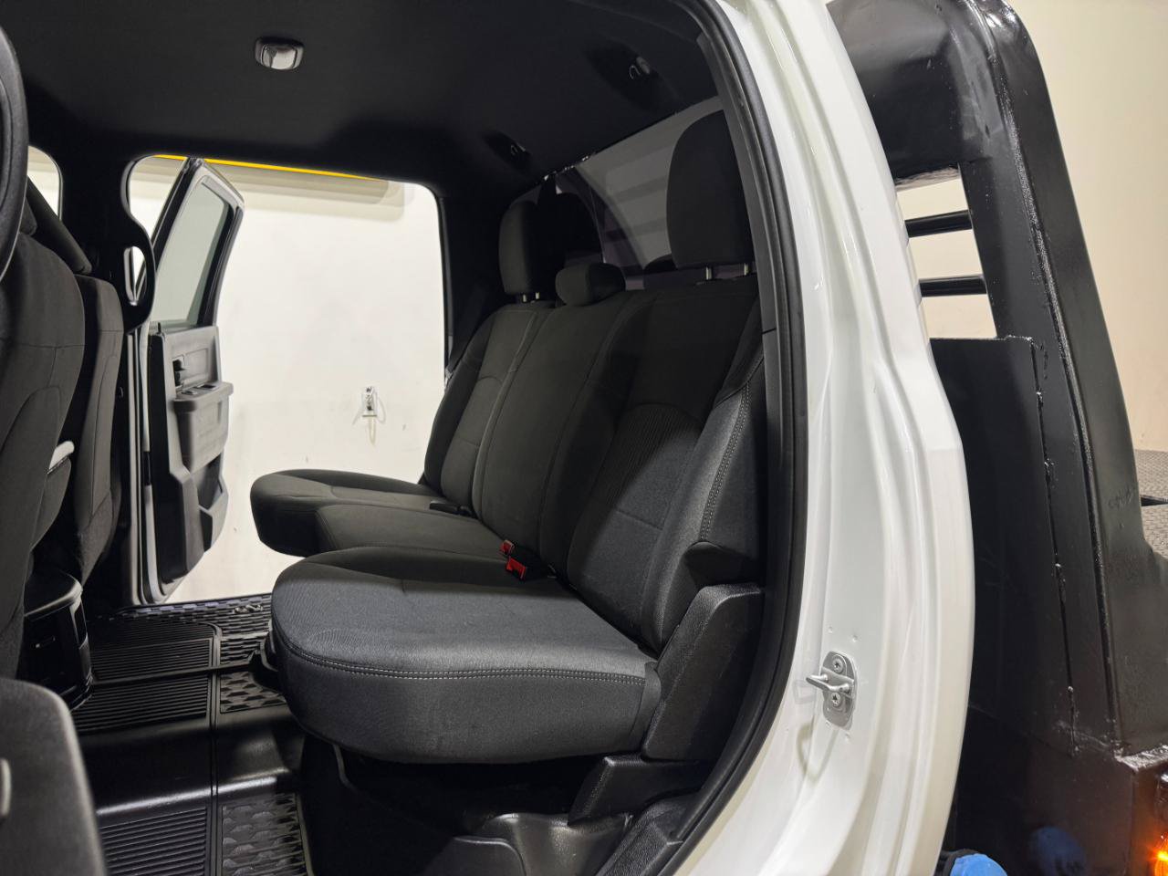 Used 2021 RAM 3500 Tradesman w/ Chrome Appearance Group AWD/4WD image 18