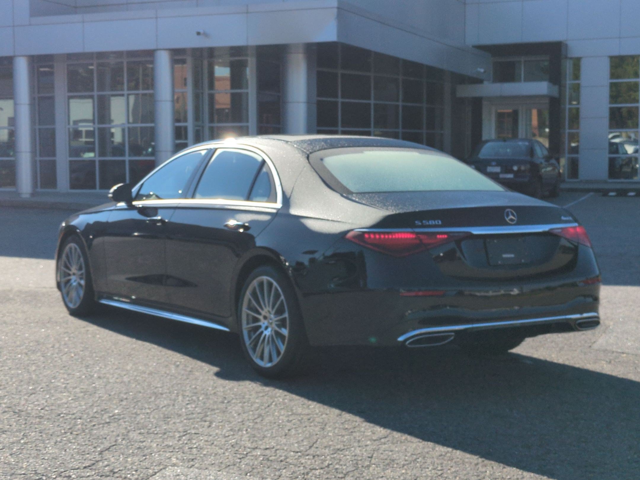 Certified 2022 Mercedes-Benz S 580 4MATIC Sedan image 5