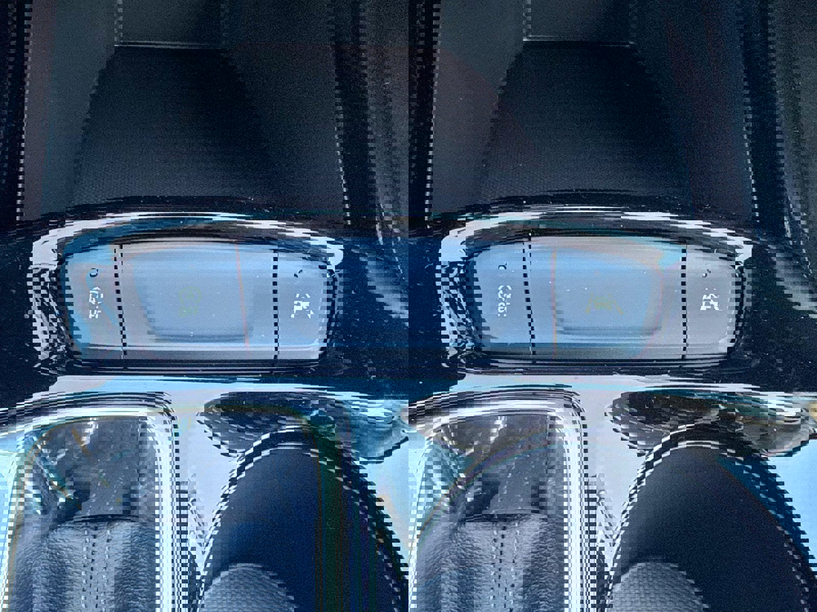 New 2026 Chevrolet Trax LT w/ Driver Confidence Package image 35