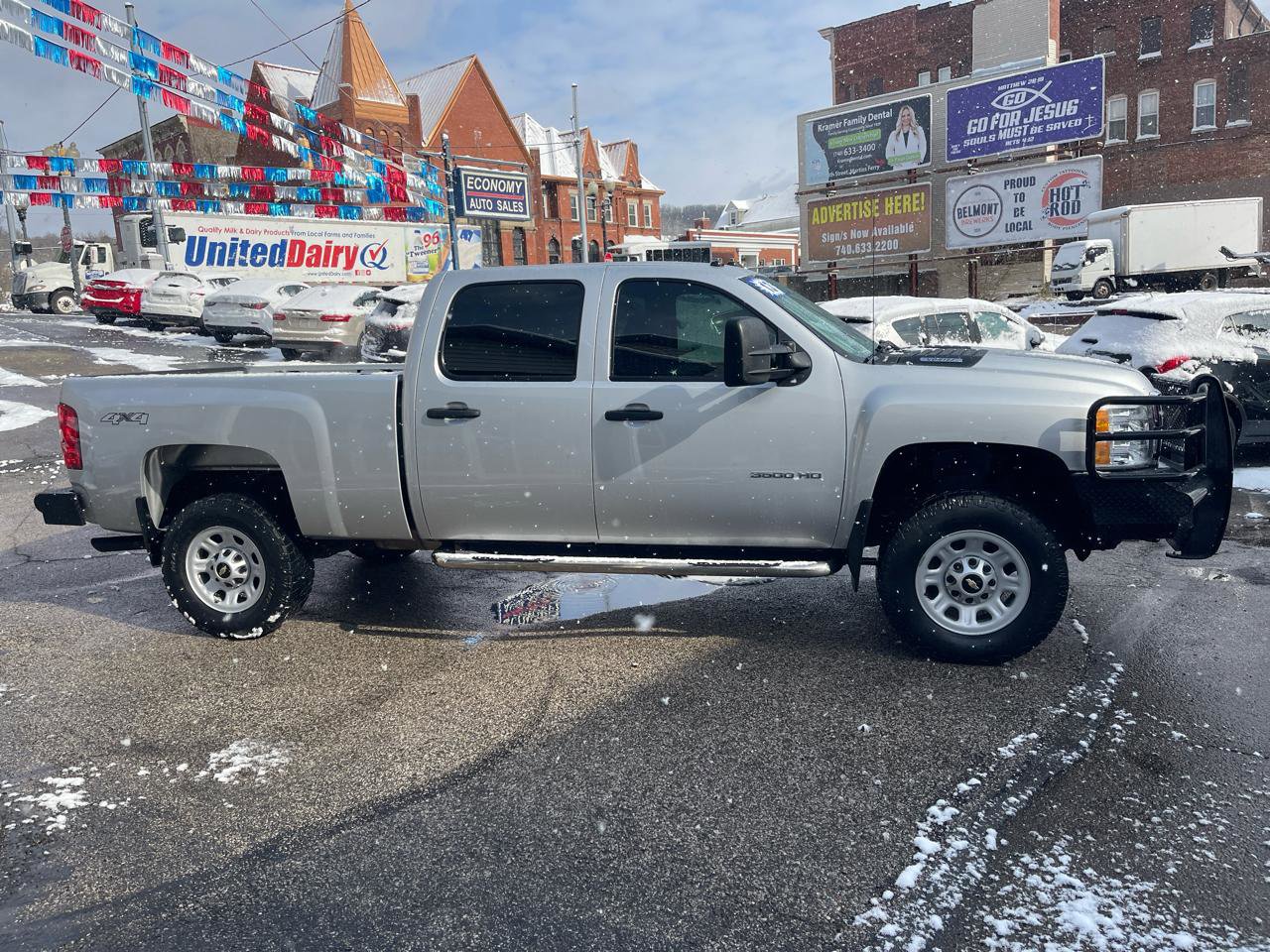 Used 2013 Chevrolet Silverado 3500 W/T w/ Snow Plow Prep Package image 5