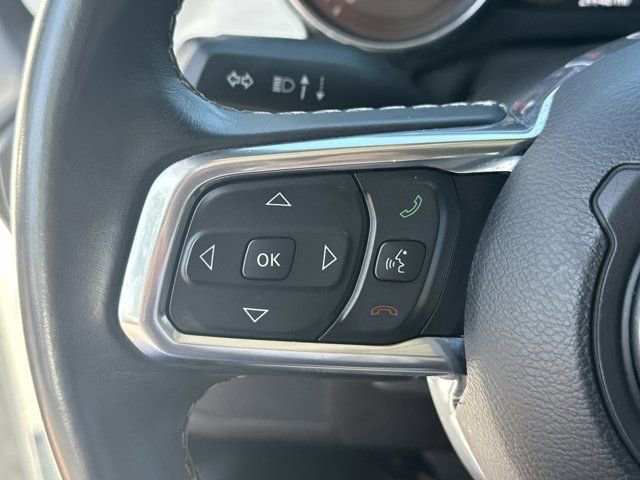 Used 2019 Jeep Wrangler Unlimited Sahara w/ Uconnect 4C Nav & Sound Group AWD/4WD image 27