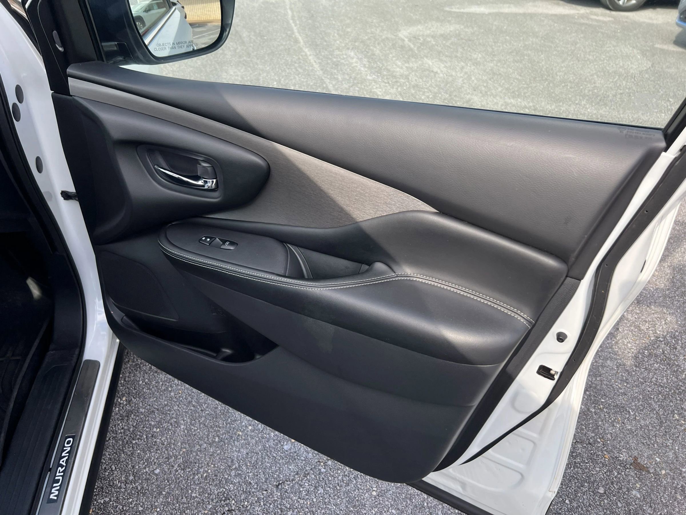 Used 2024 Nissan Murano SV w/ SV Midnight Edition Package image 19