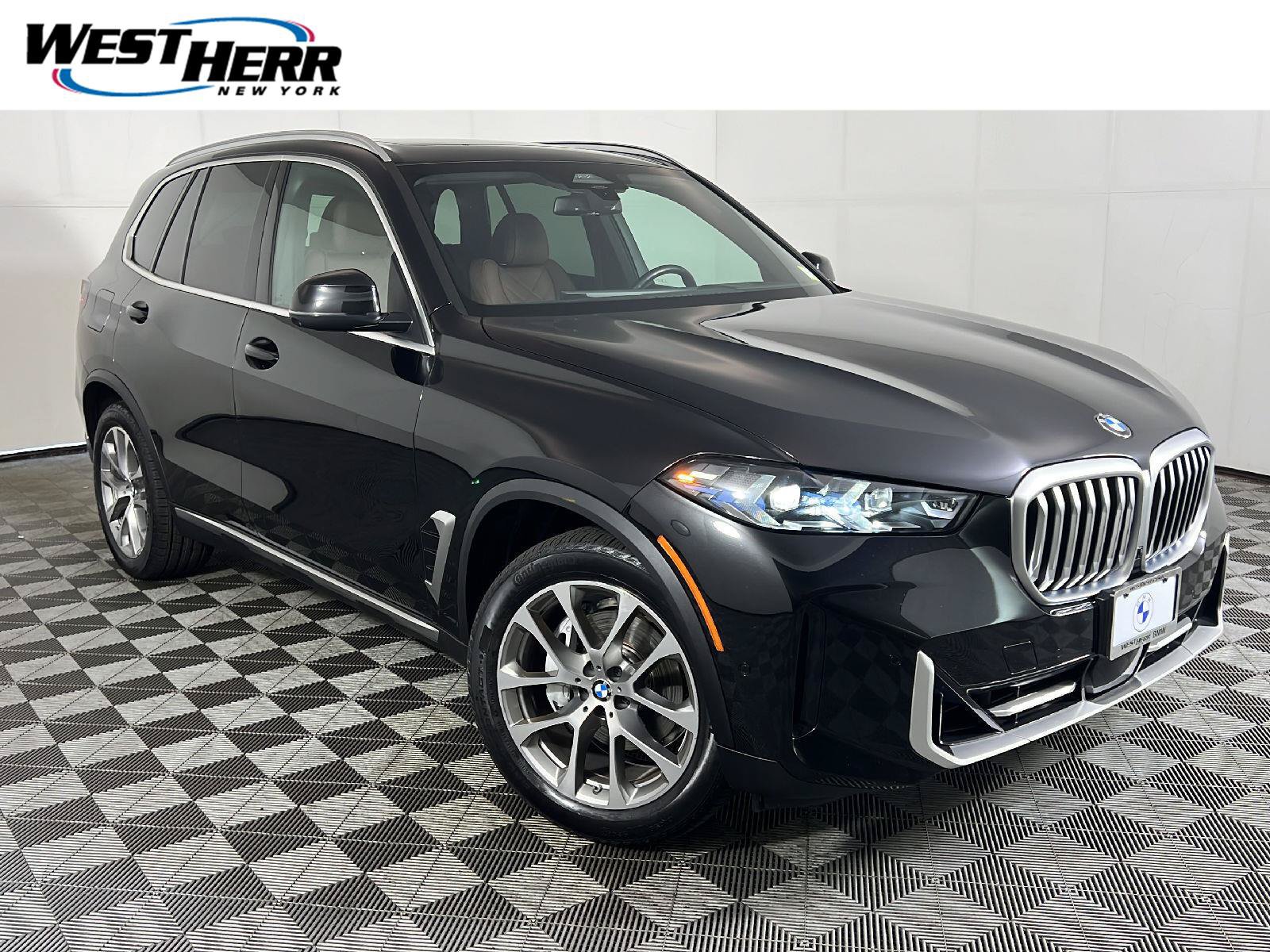 Used 2025 BMW X5 xDrive40i w/ Premium Package