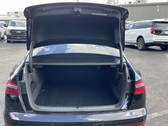 Used 2022 Audi A6 Premium Plus w/ Premium Plus Package AWD/4WD image 11
