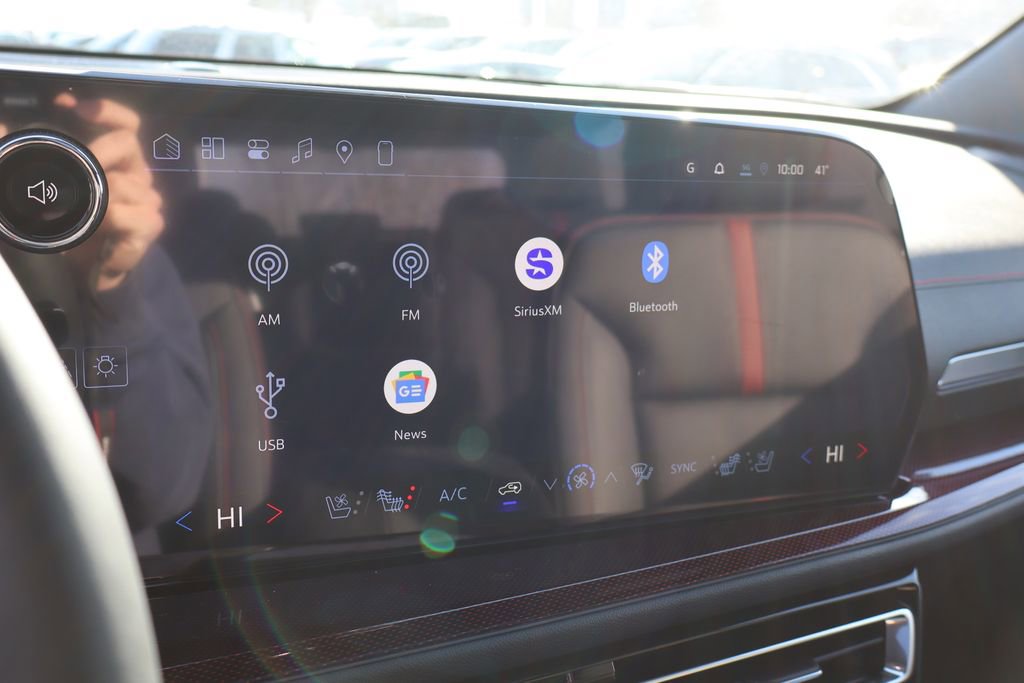 New 2026 Chevrolet Traverse RS w/ LPO, Floor Liner Package image 25