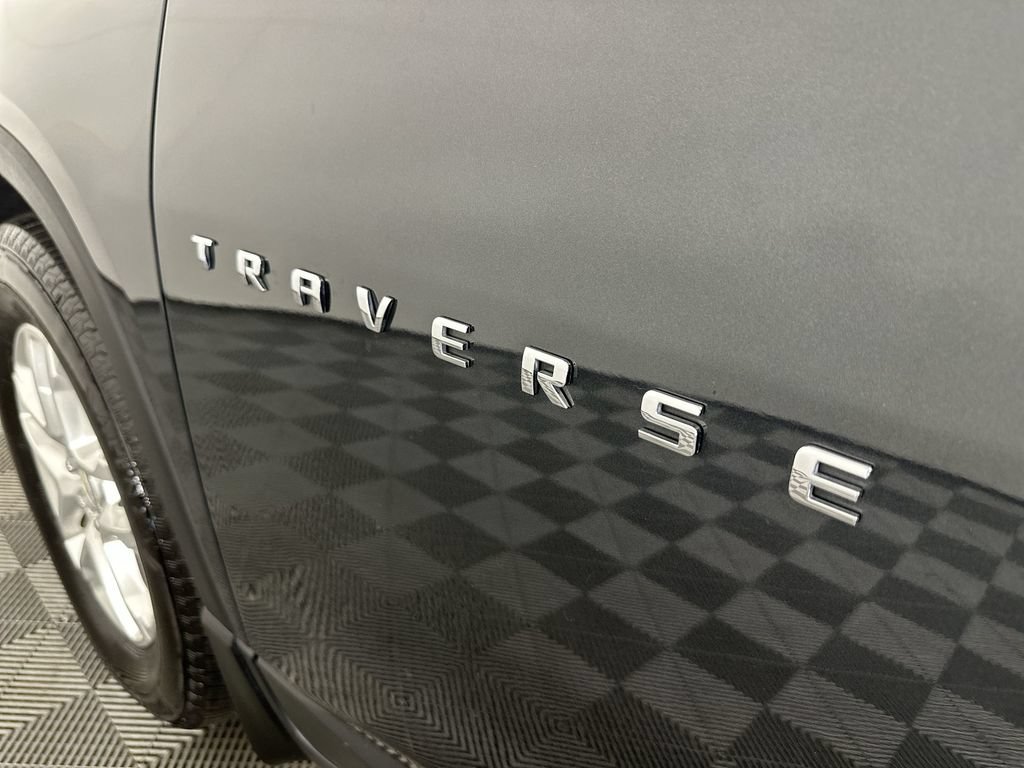 Used 2019 Chevrolet Traverse LT FWD image 33