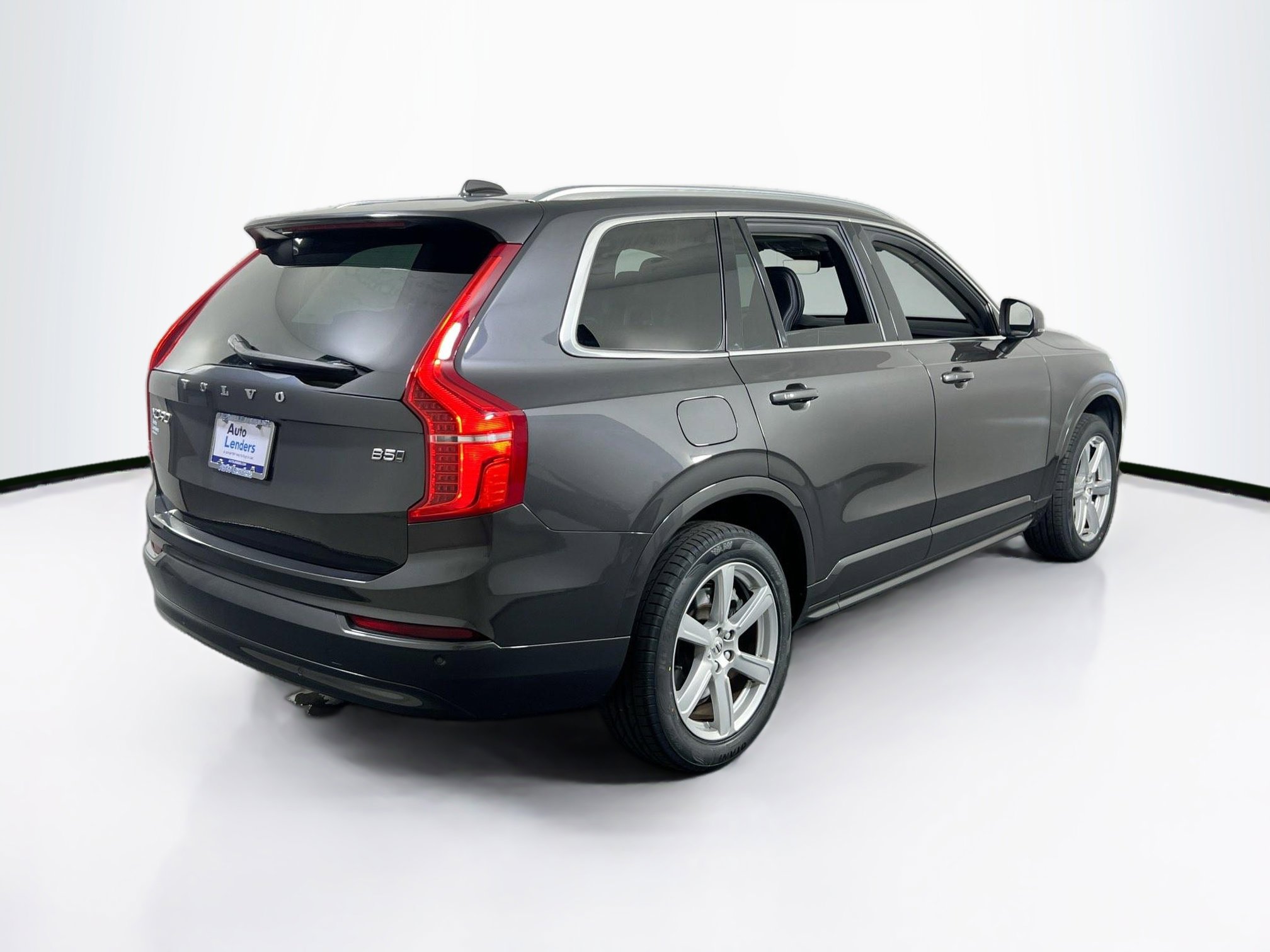 Used 2023 Volvo XC90 B5 Core AWD/4WD image 5