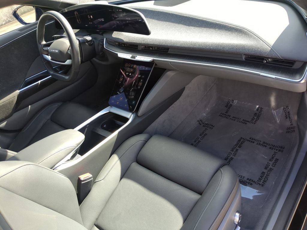 Used 2024 Lucid Air Pure RWD image 11