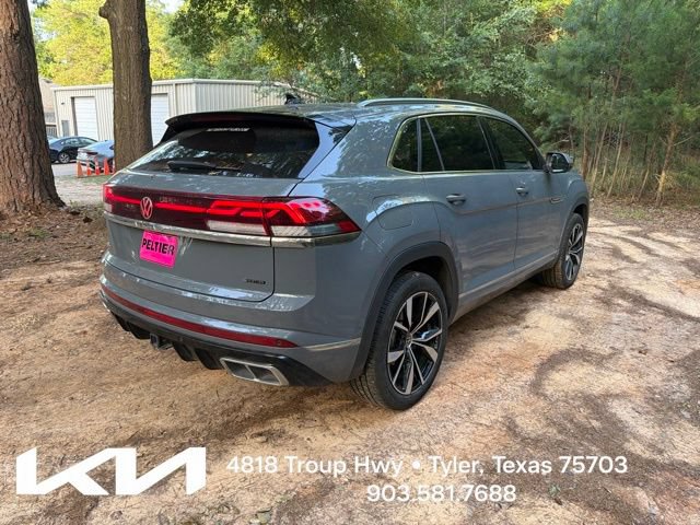 Used 2025 Volkswagen Atlas Cross Sport SEL Premium R-Line AWD/4WD image 11