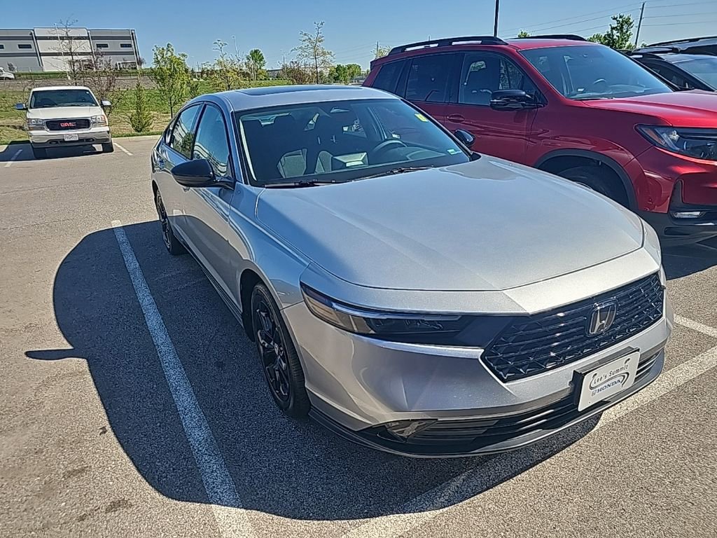 Used 2025 Honda Accord SE image 3