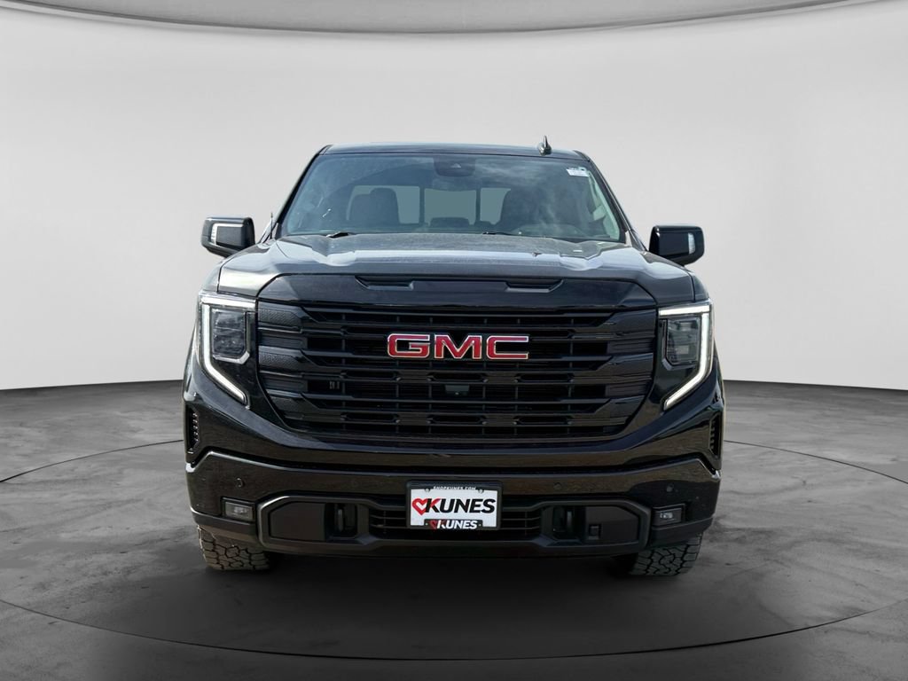 Used 2025 GMC Sierra 1500 Elevation w/ Elevation Premium Package AWD/4WD image 4